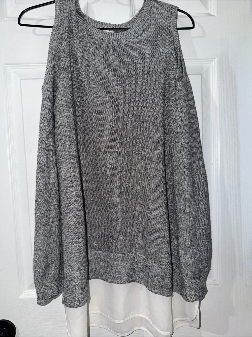Avenue Gray High-Low Cold Shoulder Knit Skirt
